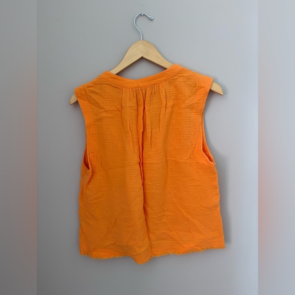 DKNY Jeans Vibrant Orange Sleeveless Blouse Split Neck size Small - Picture 4 of 6